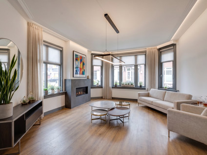 Raadhuisstraat 23