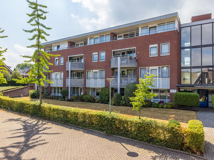 Raadhuisstraat 25