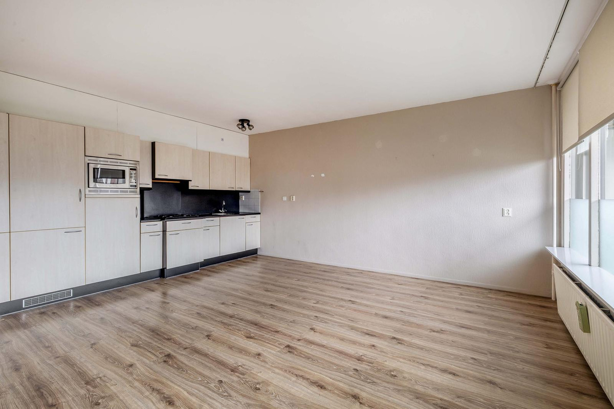 Appartement te koop: Maaskade 85, Venlo