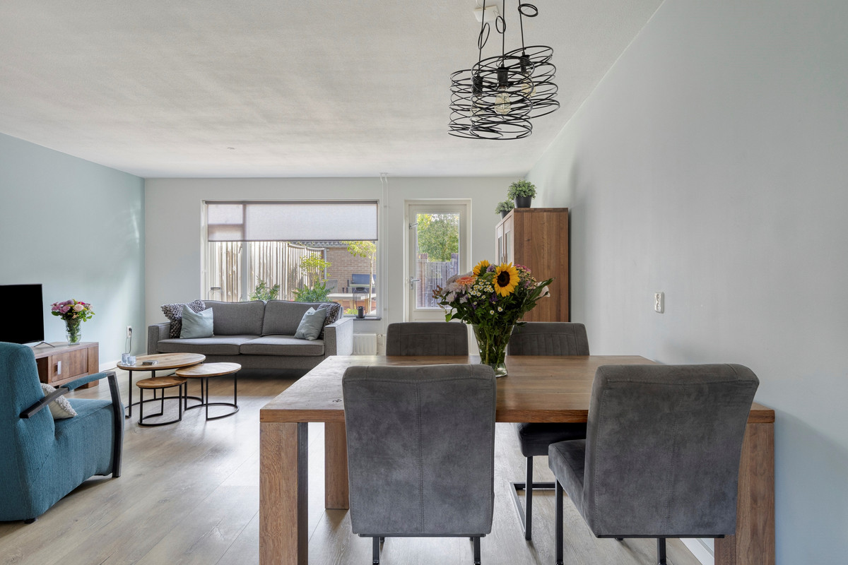 Tussenwoning te koop: Rietzanger 10, Veenendaal