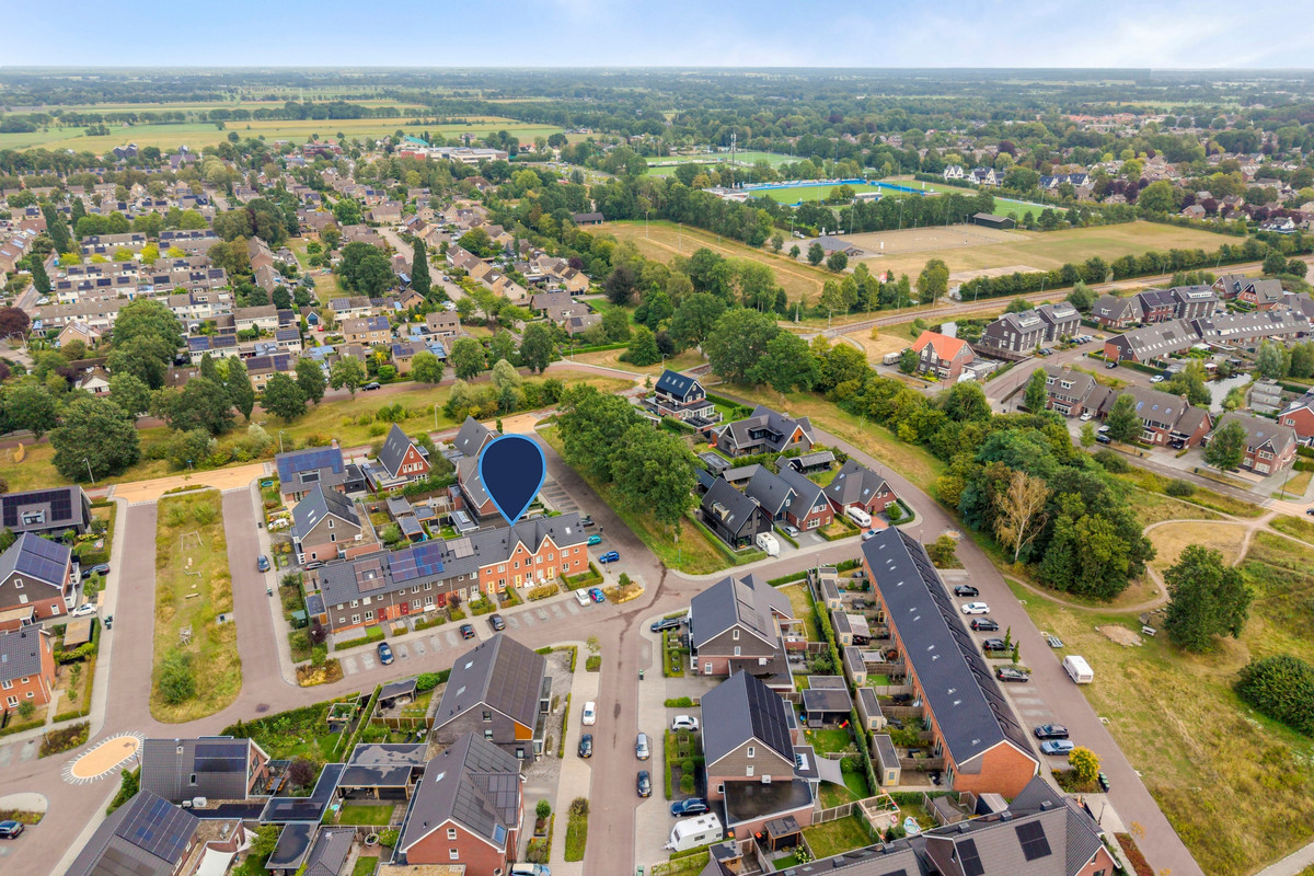 Tussenwoning te koop: Atalanta 12, Nieuwleusen