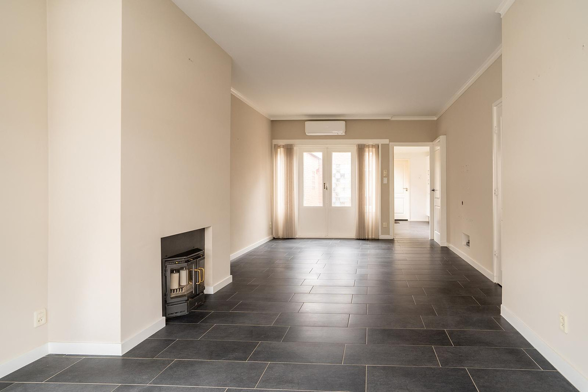 Tussenwoning te koop: Veldstraat 4A, Enschede