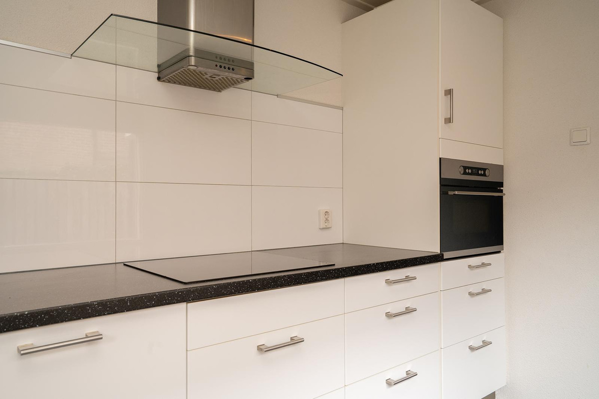 Tussenwoning te koop: Veldstraat 4A, Enschede
