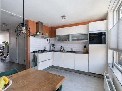 Oeverstraat 9