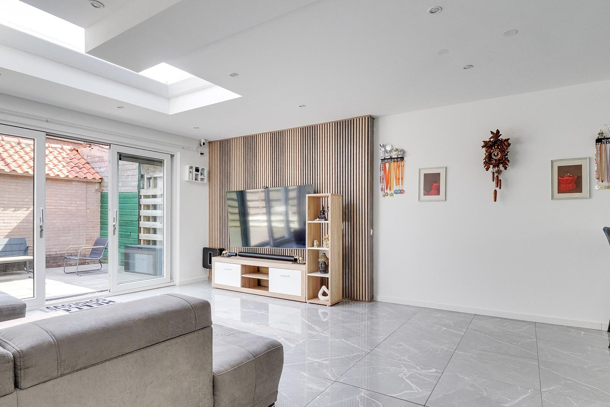 Tussenwoning te koop: Nyeveltstraat 23, De Meern
