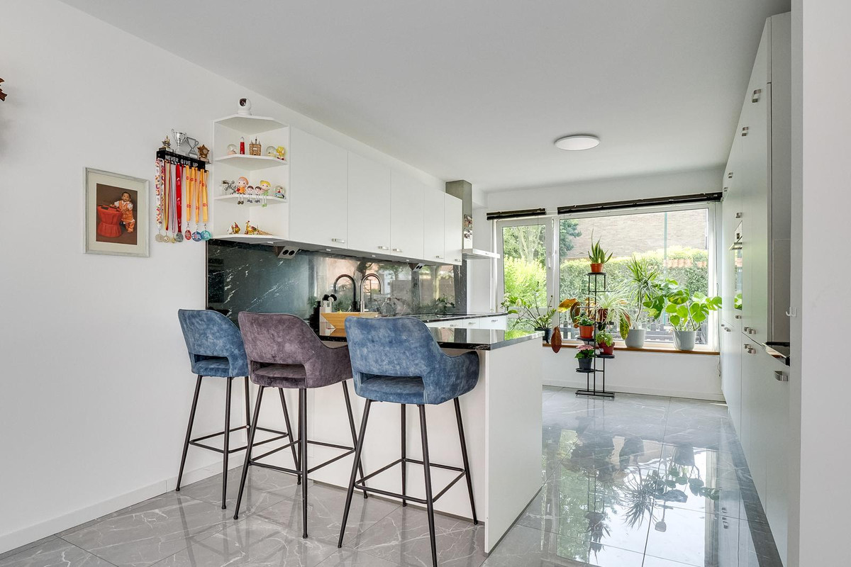Tussenwoning te koop: Nyeveltstraat 23, De Meern