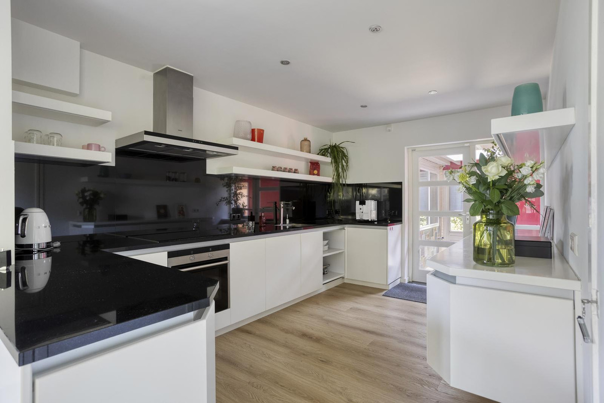 Vrijstaande woning te koop: Irenelaan 2, Alkmaar