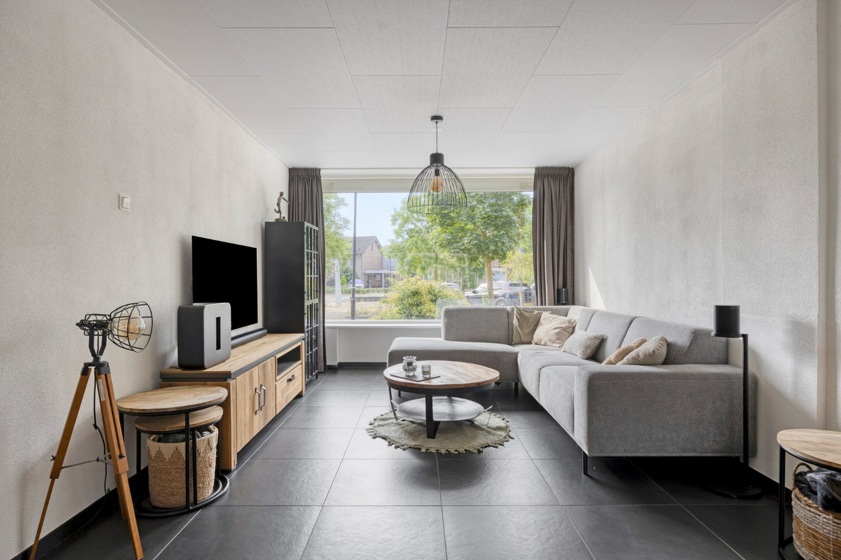 Tussenwoning te koop: Molenplein 19, Asten