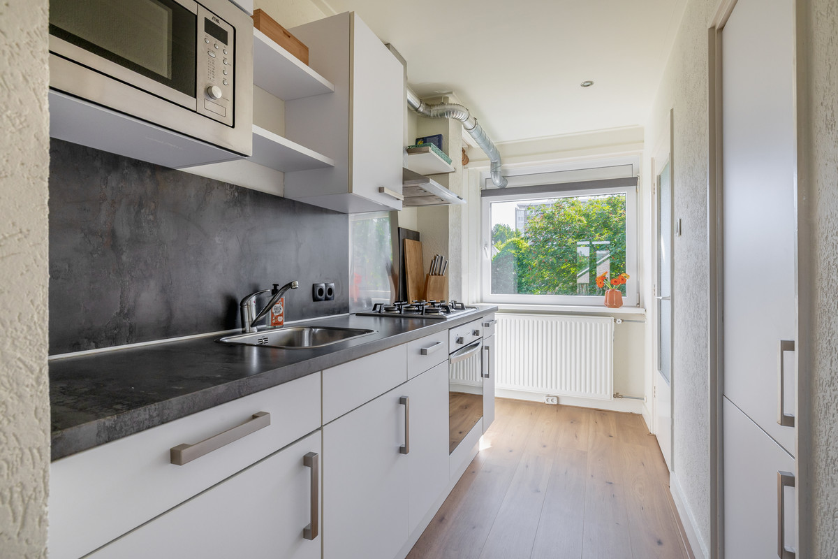 Appartement te koop: Van Iddekingeweg 184, Groningen
