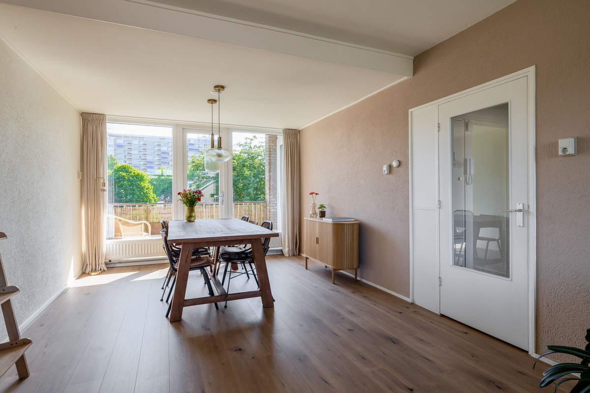 Appartement te koop: Van Iddekingeweg 184, Groningen