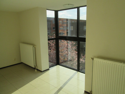 J.H. van den Broekstraat 23
