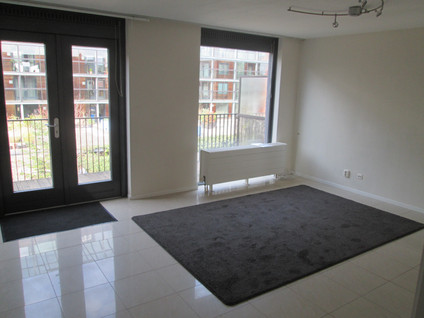 J.H. van den Broekstraat 23
