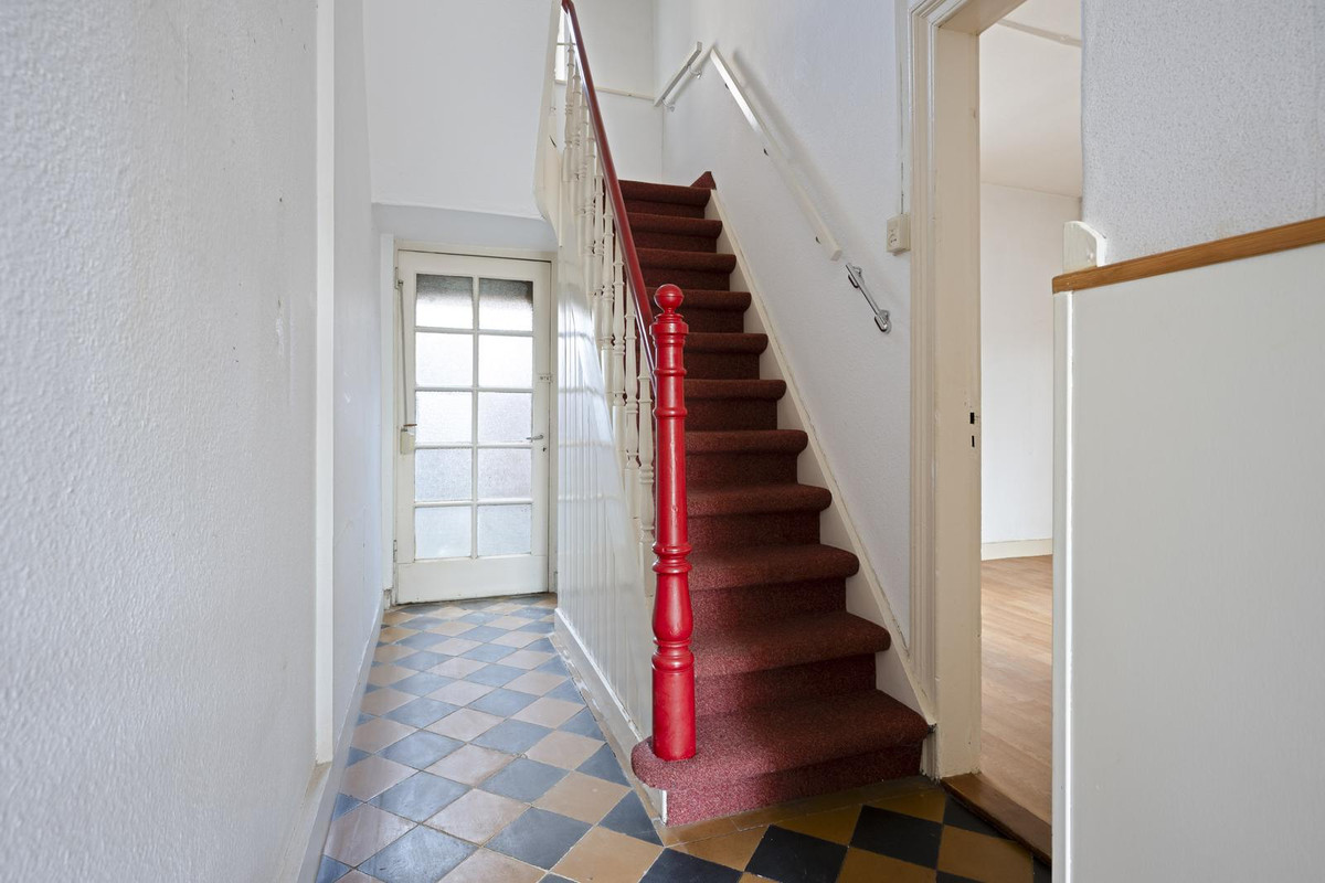 Tussenwoning te koop: Longinastraat 82, Maastricht