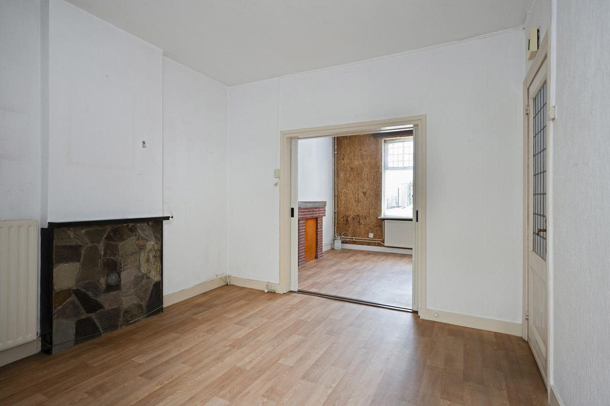 Tussenwoning te koop: Longinastraat 82, Maastricht