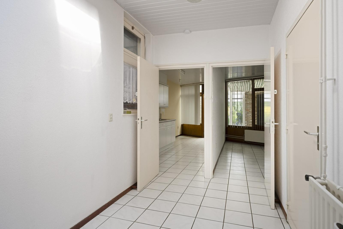 Tussenwoning te koop: Longinastraat 82, Maastricht