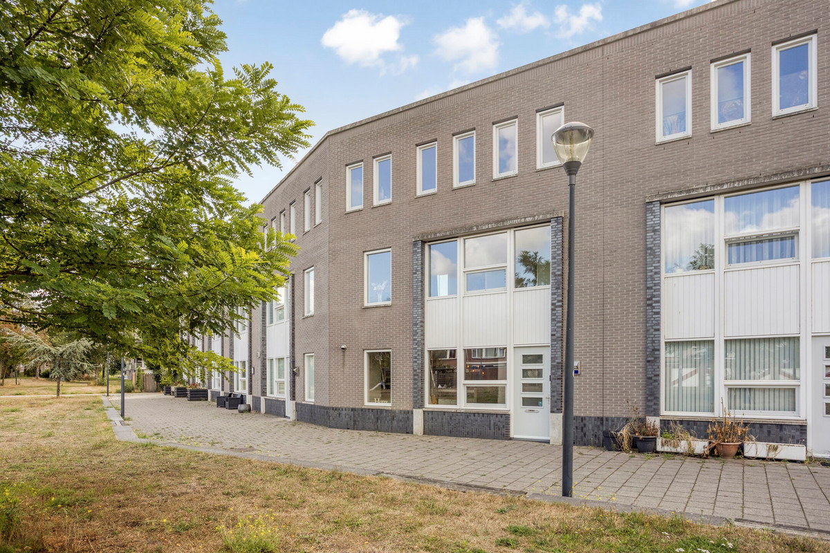 Tussenwoning te koop: Jungstraat 2F, Haarlem