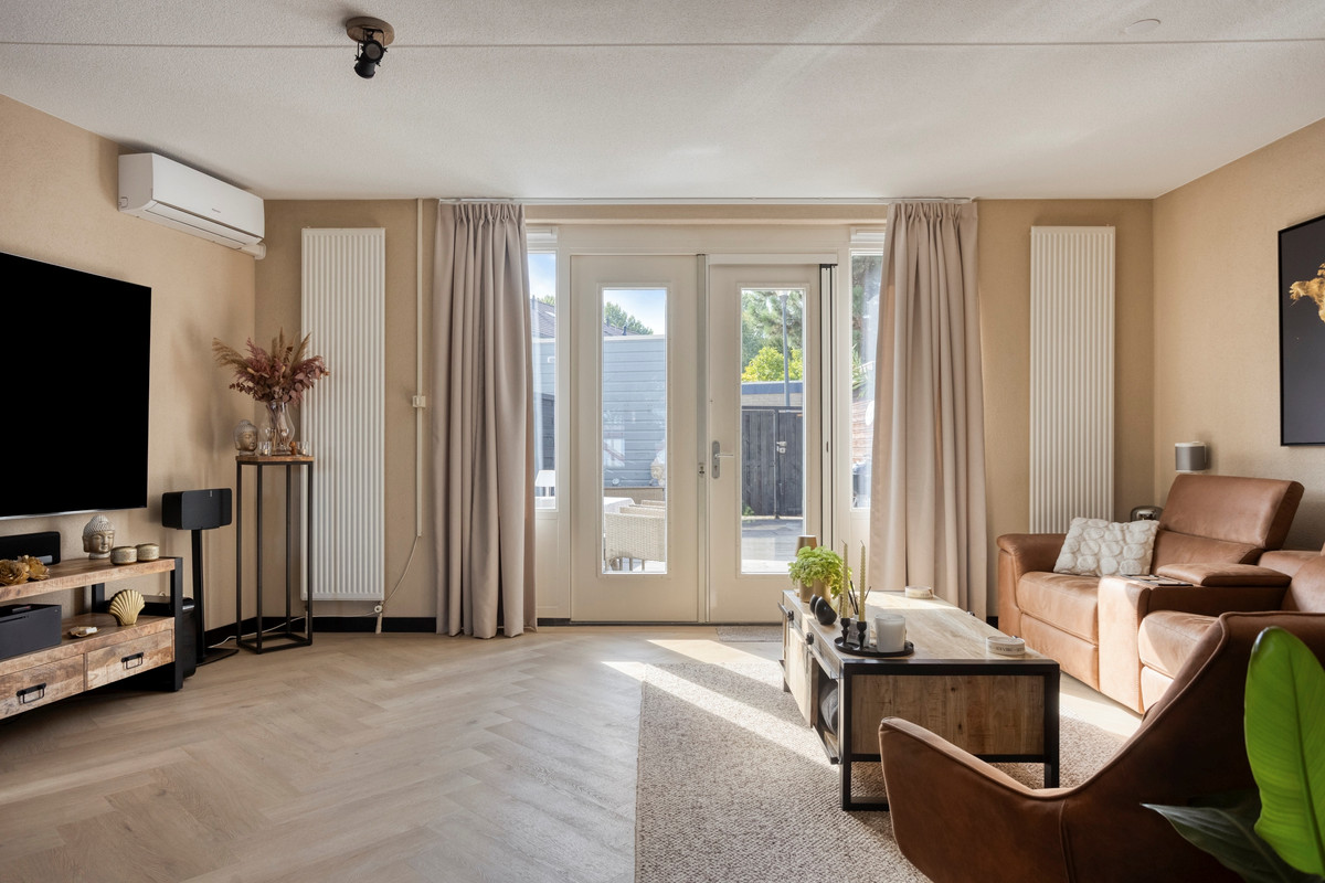 Tussenwoning te koop: Jungstraat 2F, Haarlem