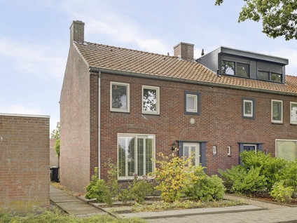 Karel Doormanlaan 23