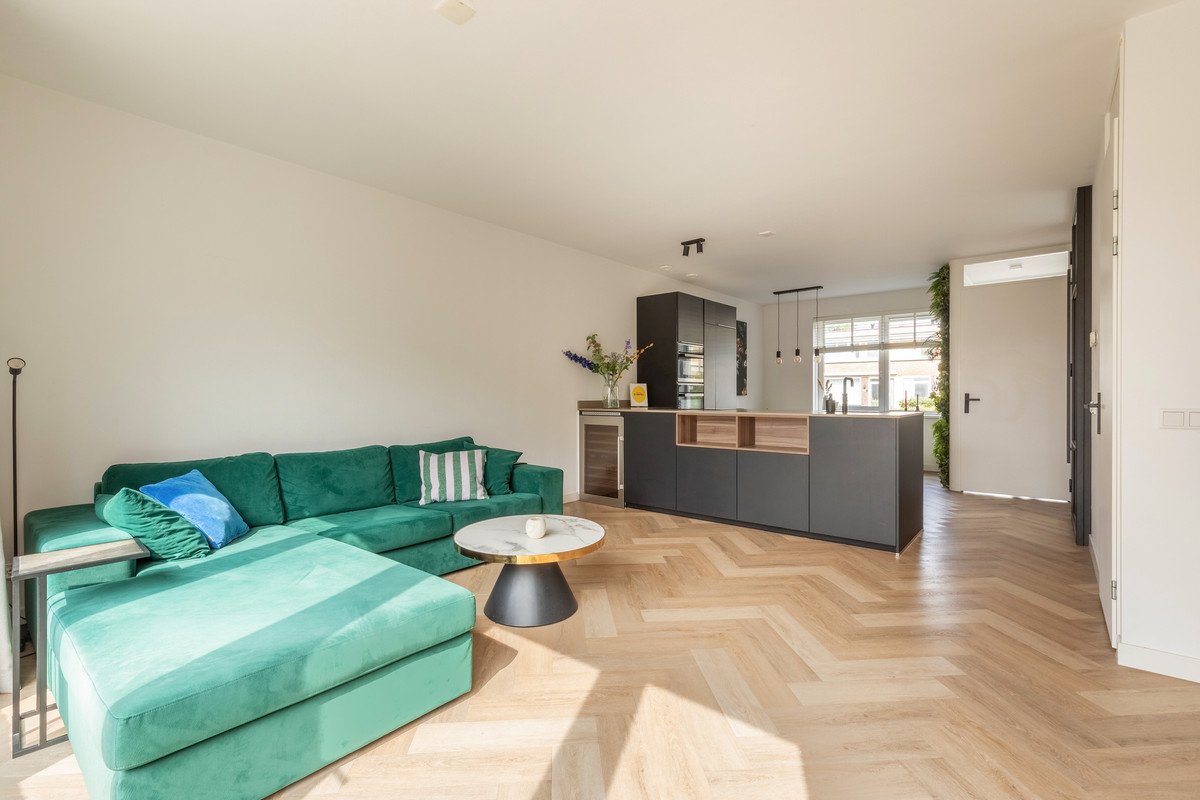 Hoekwoning te koop: Kostverlorenstraat 957, Weesp