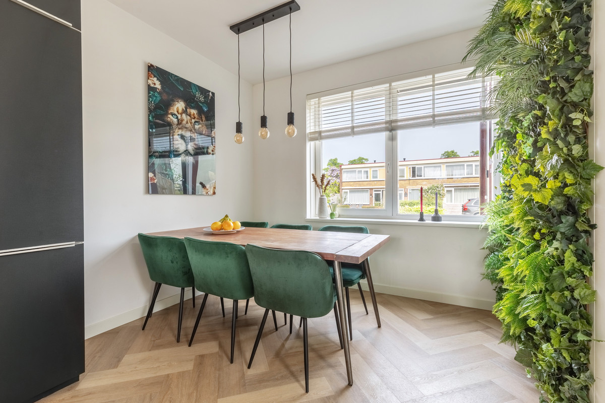 Hoekwoning te koop: Kostverlorenstraat 957, Weesp