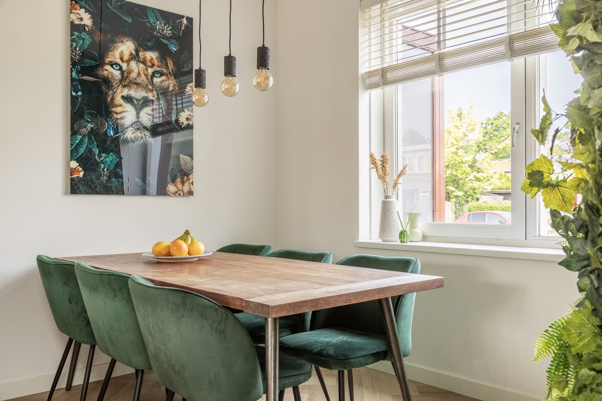 Hoekwoning te koop: Kostverlorenstraat 957, Weesp
