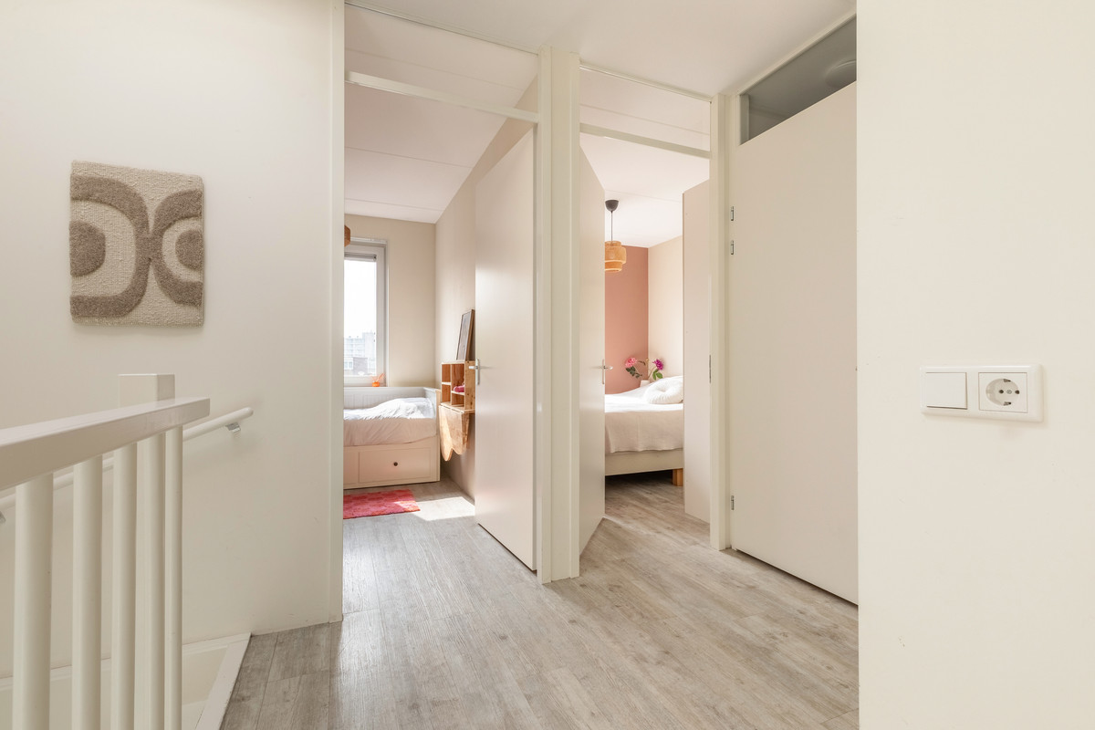 Hoekwoning te koop: Kostverlorenstraat 957, Weesp