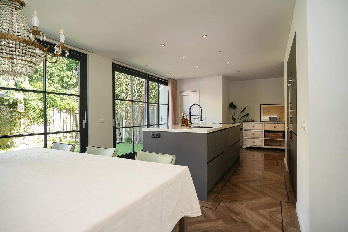 Tussenwoning te koop: Prof. Jordanlaan 68, Utrecht