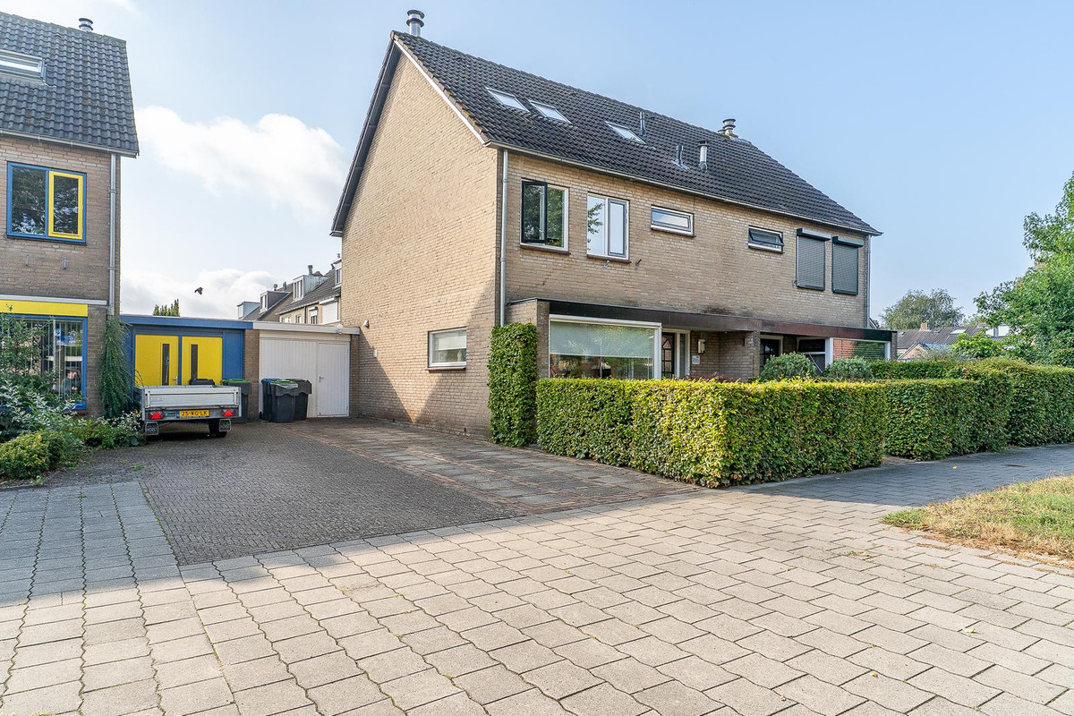 Tussenwoning te koop: Sportlaan 46, 'T Harde