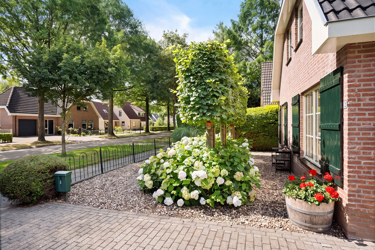 Vrijstaande woning te koop: De Line 2, Jubbega