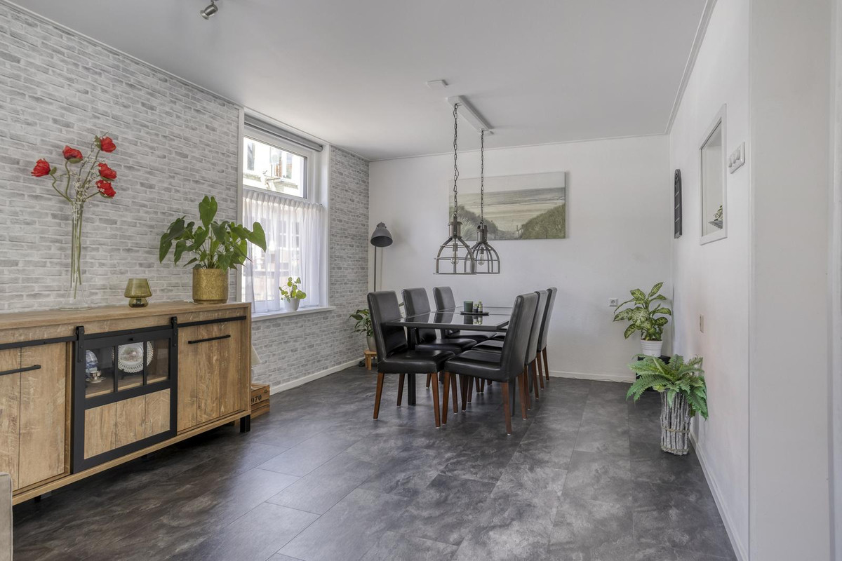 Hoekwoning te koop: Dijkstraat 13, Scharendijke