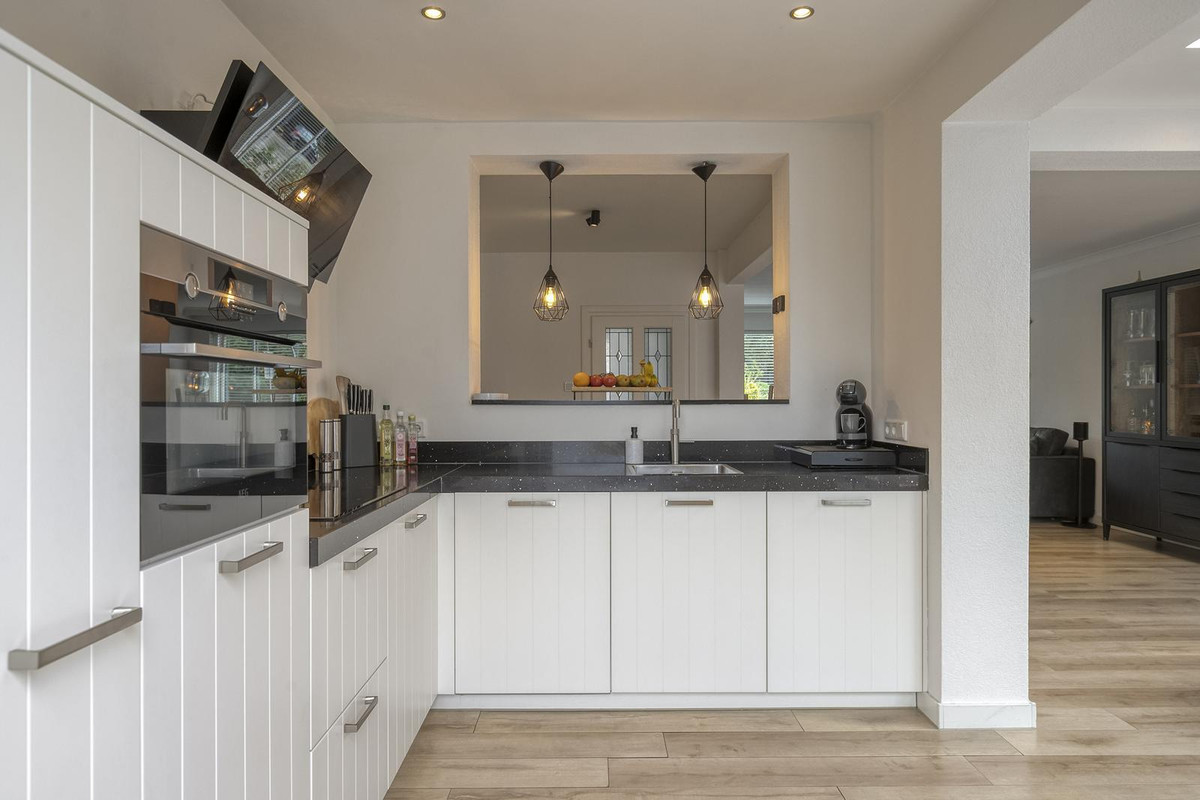 Tussenwoning te koop: Brahmsstraat 109, Tilburg