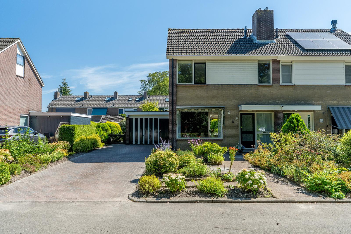 Hoekwoning te koop: Meerkoetstraat 32, Kollum