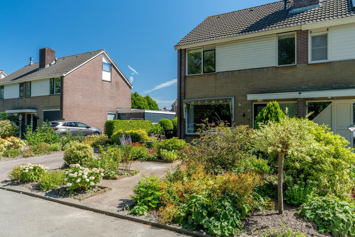 Hoekwoning te koop: Meerkoetstraat 32, Kollum