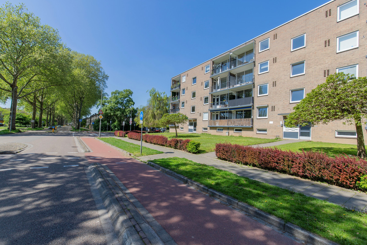 Appartement te koop: Henri Hermanslaan 129, Geleen