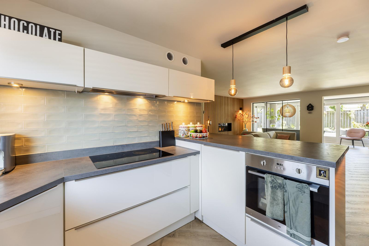 Hoekwoning te koop: Glasgowstraat 30, Hengelo