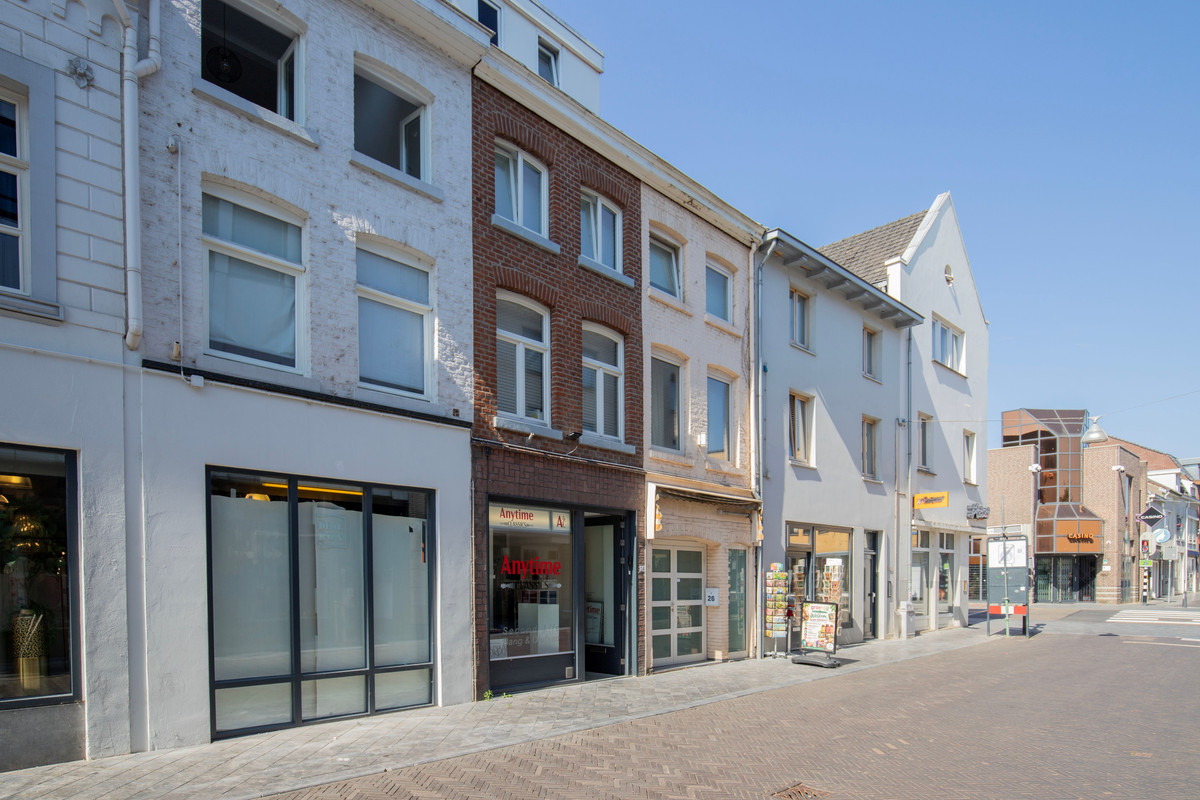 Appartement te koop: Voorstad 22A, Sittard