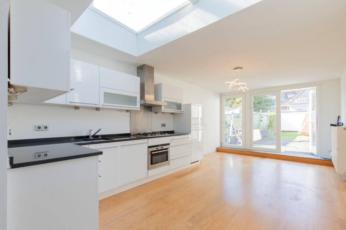 Appartement te koop: Voorstad 22A, Sittard