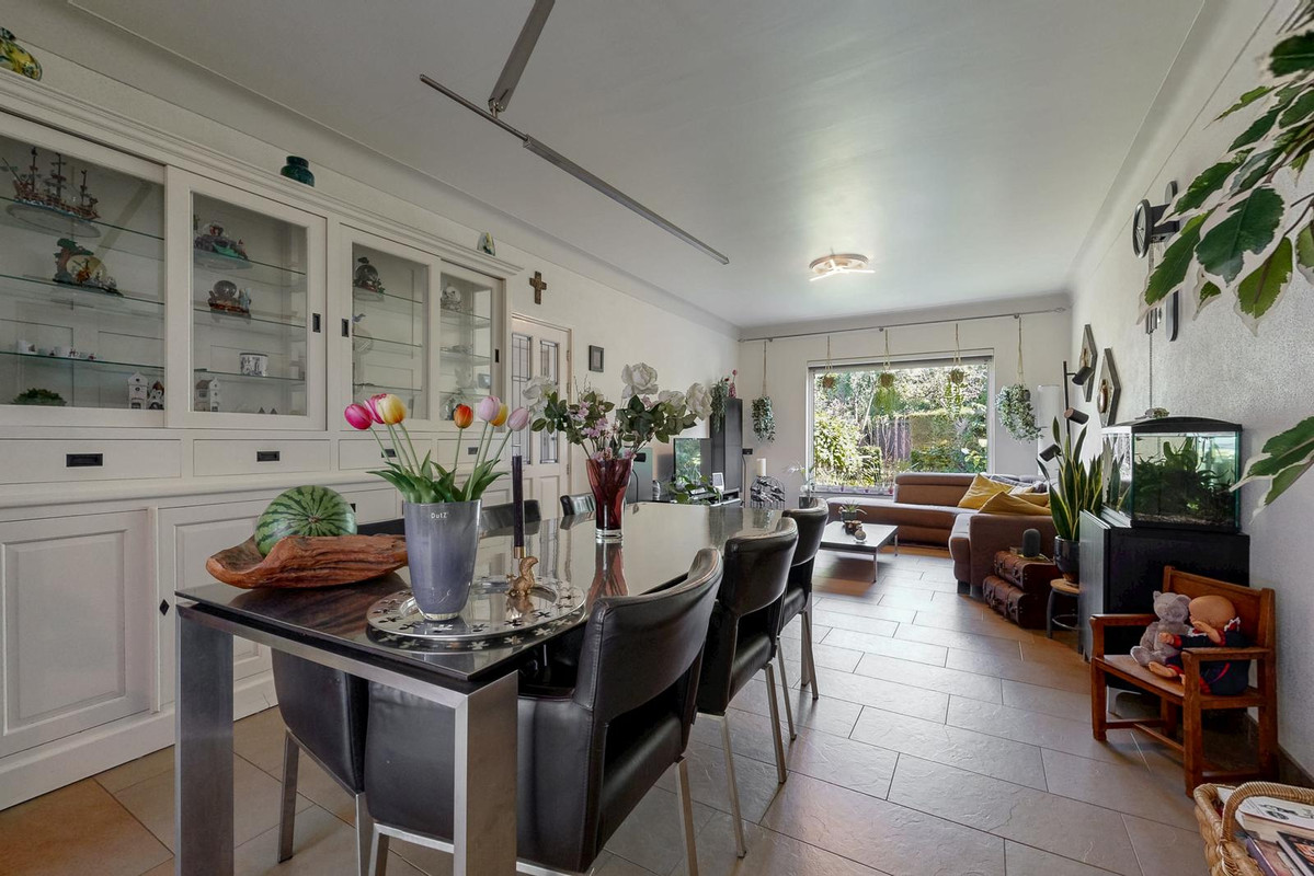 Tussenwoning te koop: De Mamuchetweg 3, De Bilt