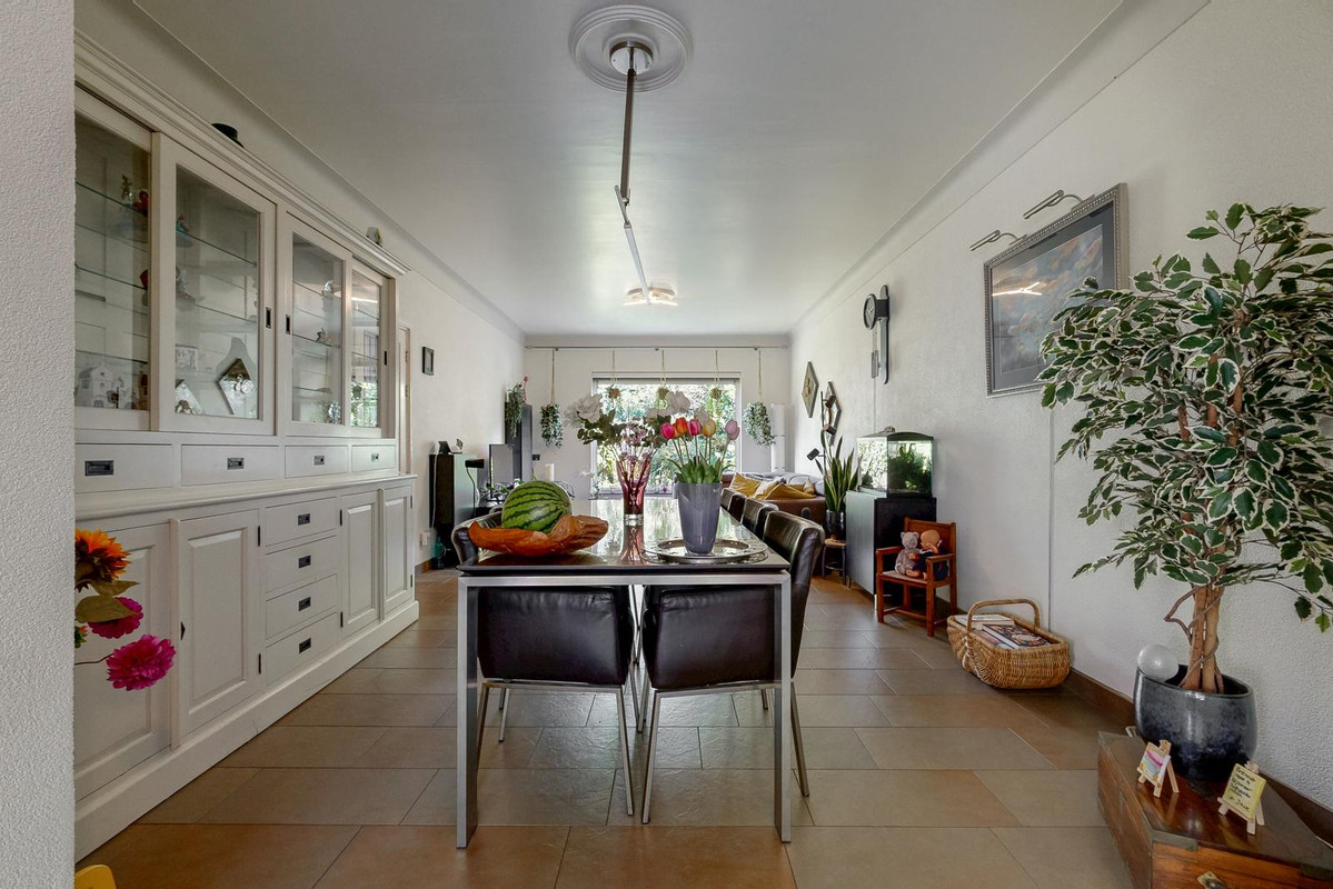 Tussenwoning te koop: De Mamuchetweg 3, De Bilt