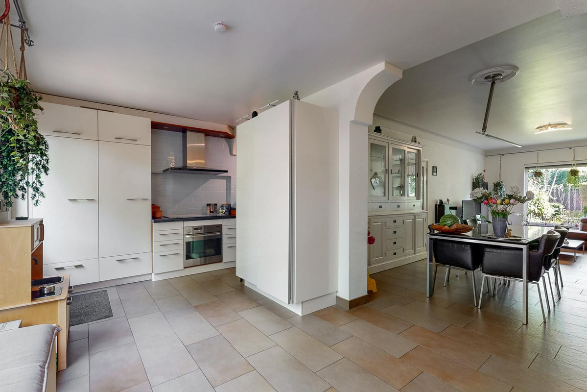 Tussenwoning te koop: De Mamuchetweg 3, De Bilt