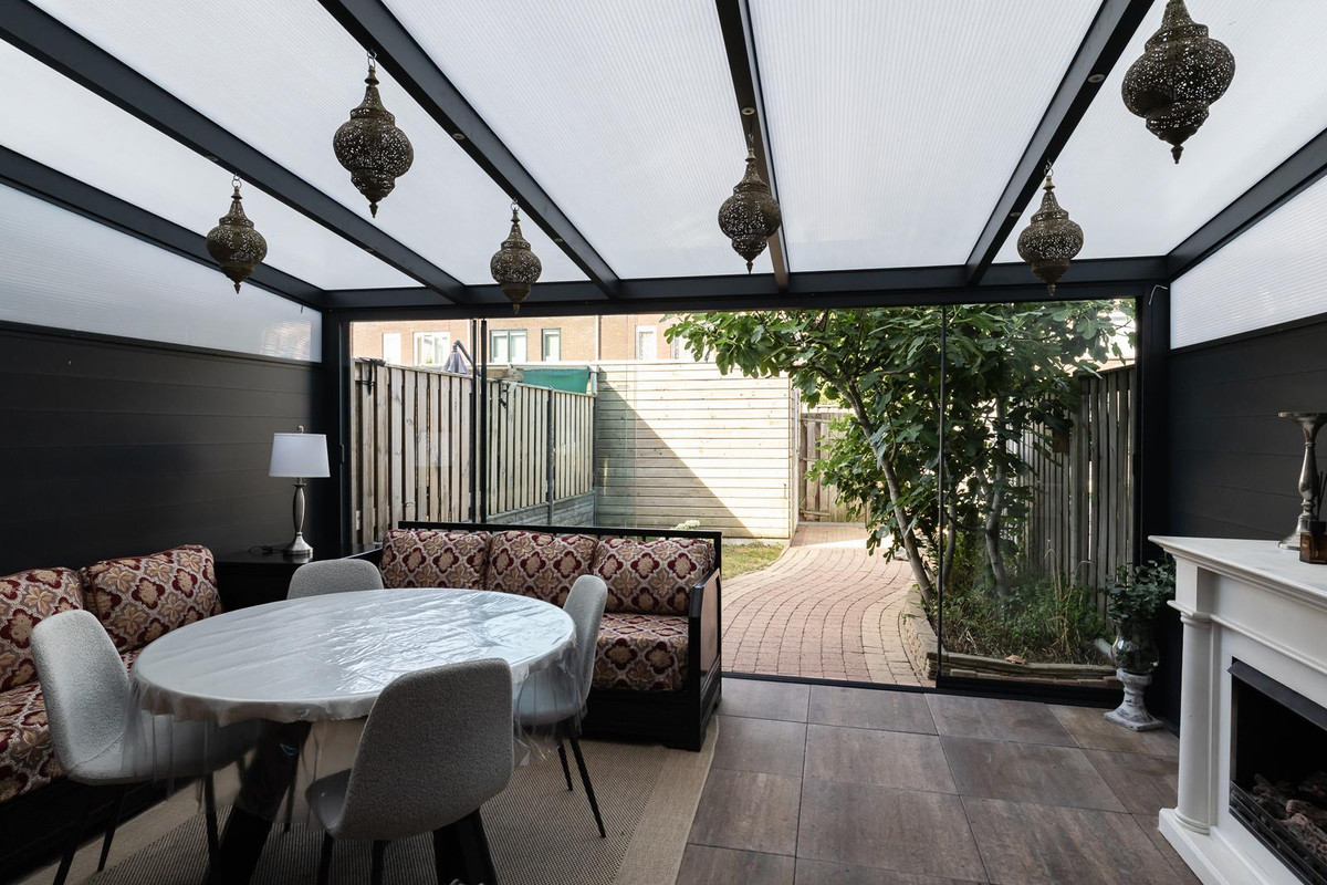 Tussenwoning te koop: Albrecht Dürerweg 92, Almere
