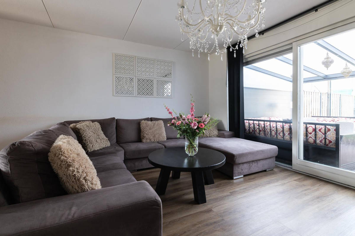Tussenwoning te koop: Albrecht Dürerweg 92, Almere