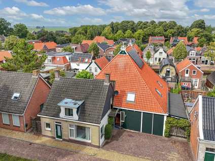Tsjerkebuorren 5