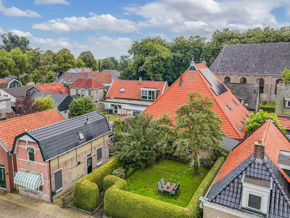 Tsjerkebuorren 5