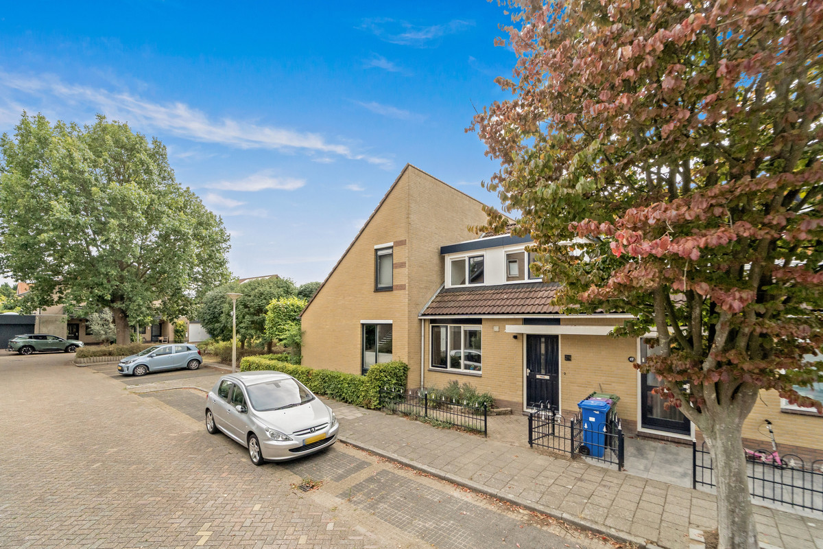 Tussenwoning te koop: Werve 25, Maasland