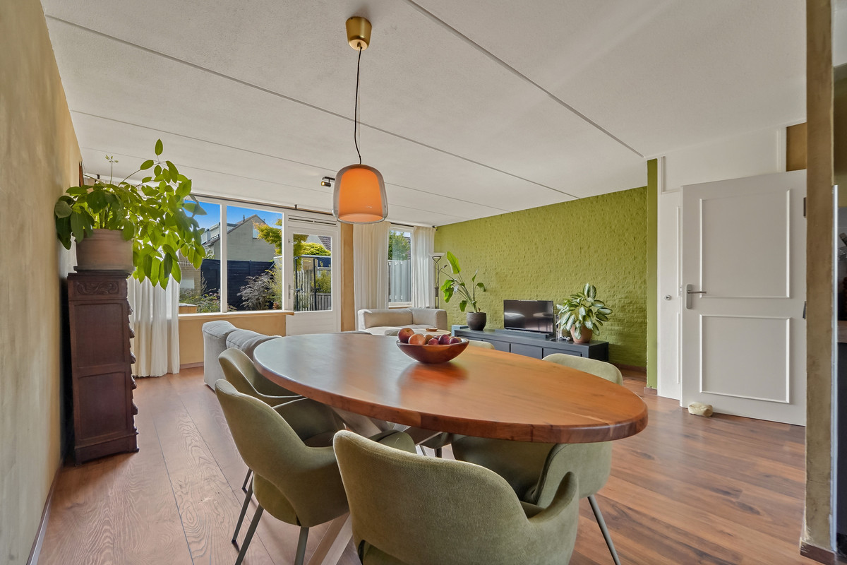 Tussenwoning te koop: Werve 25, Maasland