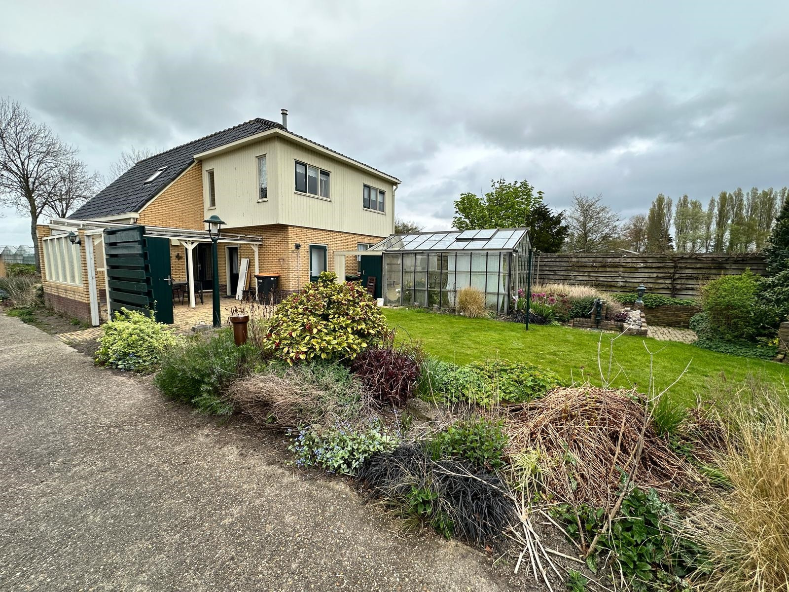 Huis Zwaagdijk 347 — foto 1