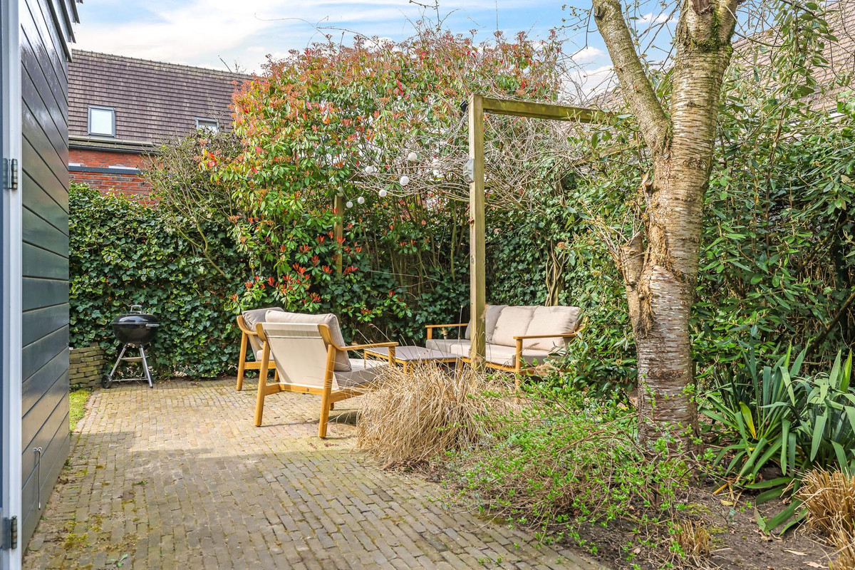 Twee-onder-één-kap te koop: Eldense Blauwe 8, Arnhem