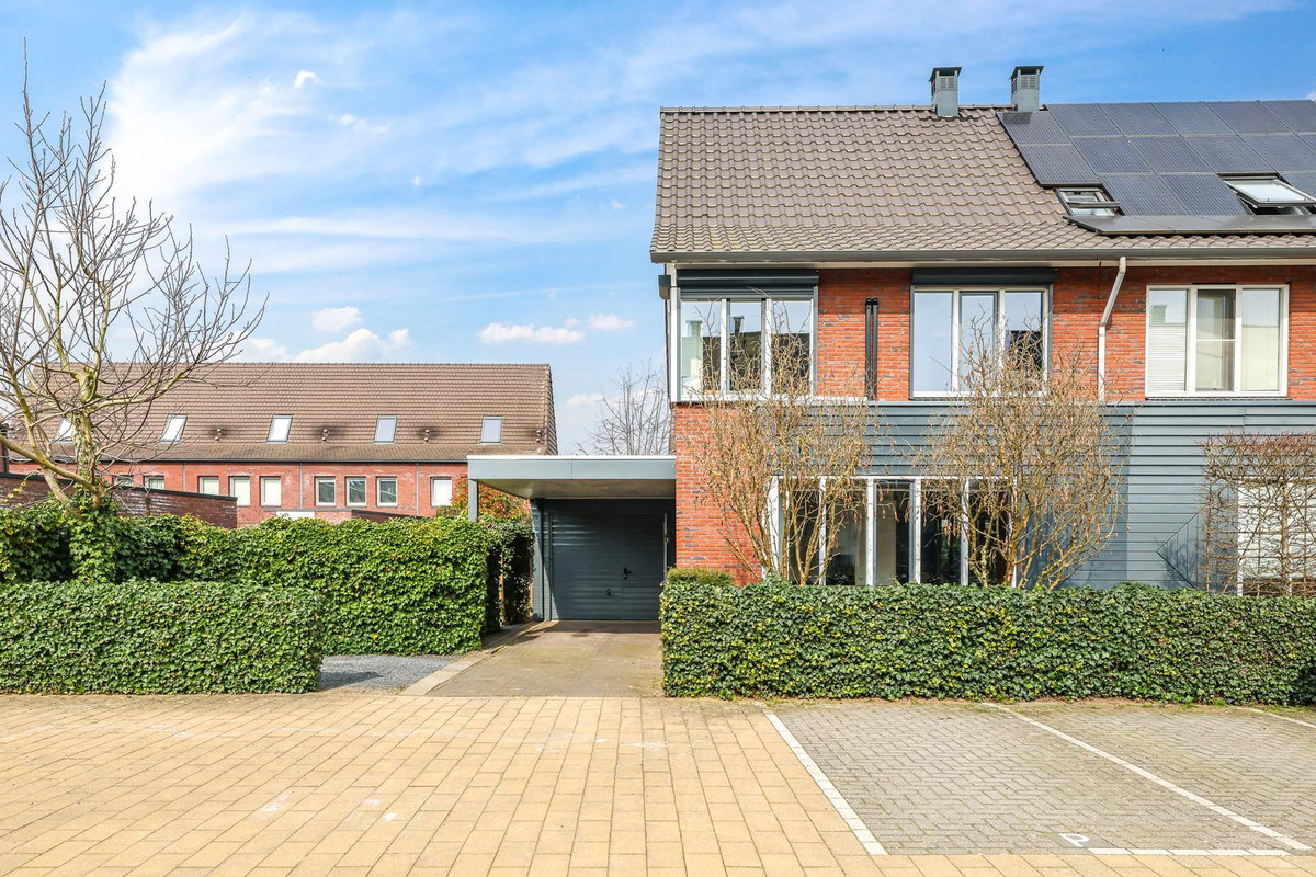 Twee-onder-één-kap te koop: Eldense Blauwe 8, Arnhem
