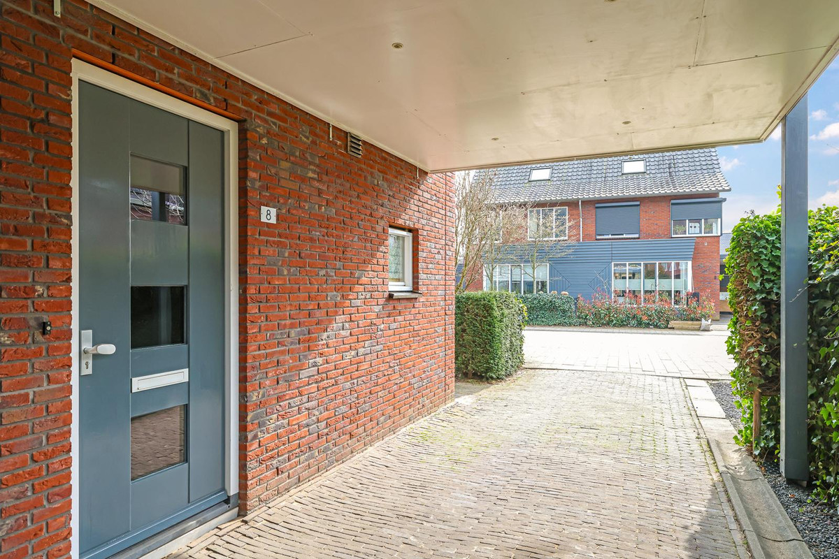 Twee-onder-één-kap te koop: Eldense Blauwe 8, Arnhem